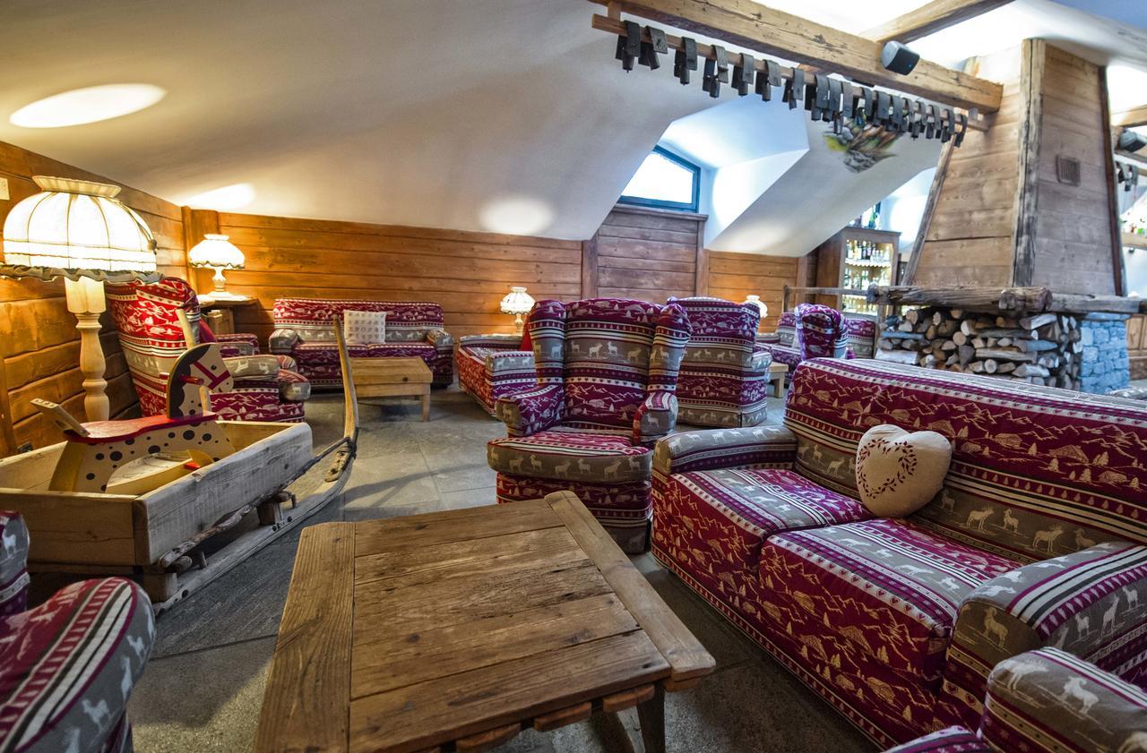 Hotel Jolanda Sport Грессоне-Ла-Триніте Екстер'єр фото
